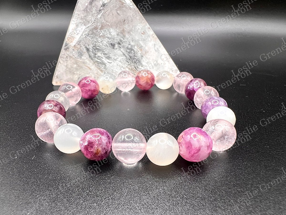 Bracelet Pétale de Lune en pierres naturelles — Quartz rose, Lépidolite, Pierre de lune beige