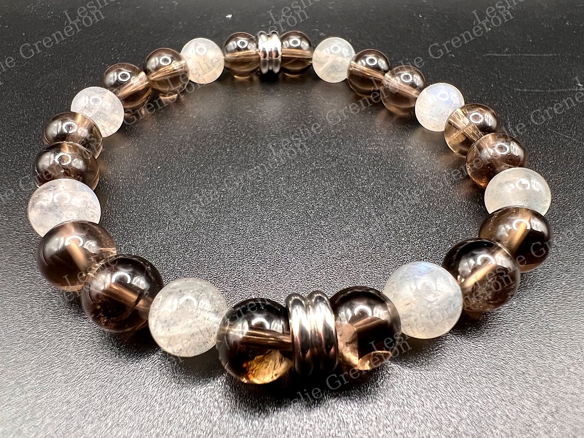 Bracelet Présence en pierres naturelles — Cristal de roche fumé, Labradorite, Perle argentée